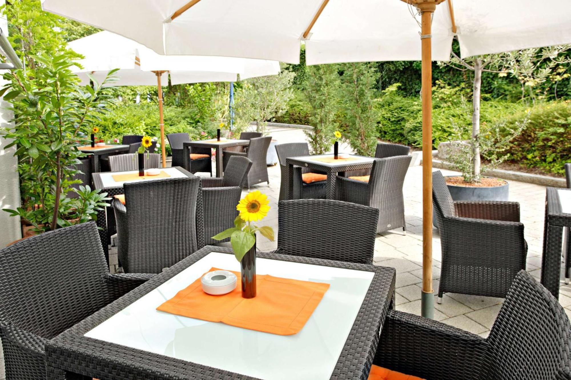 Best Western Plus Palatin Kongresshotel Вислох Екстериор снимка