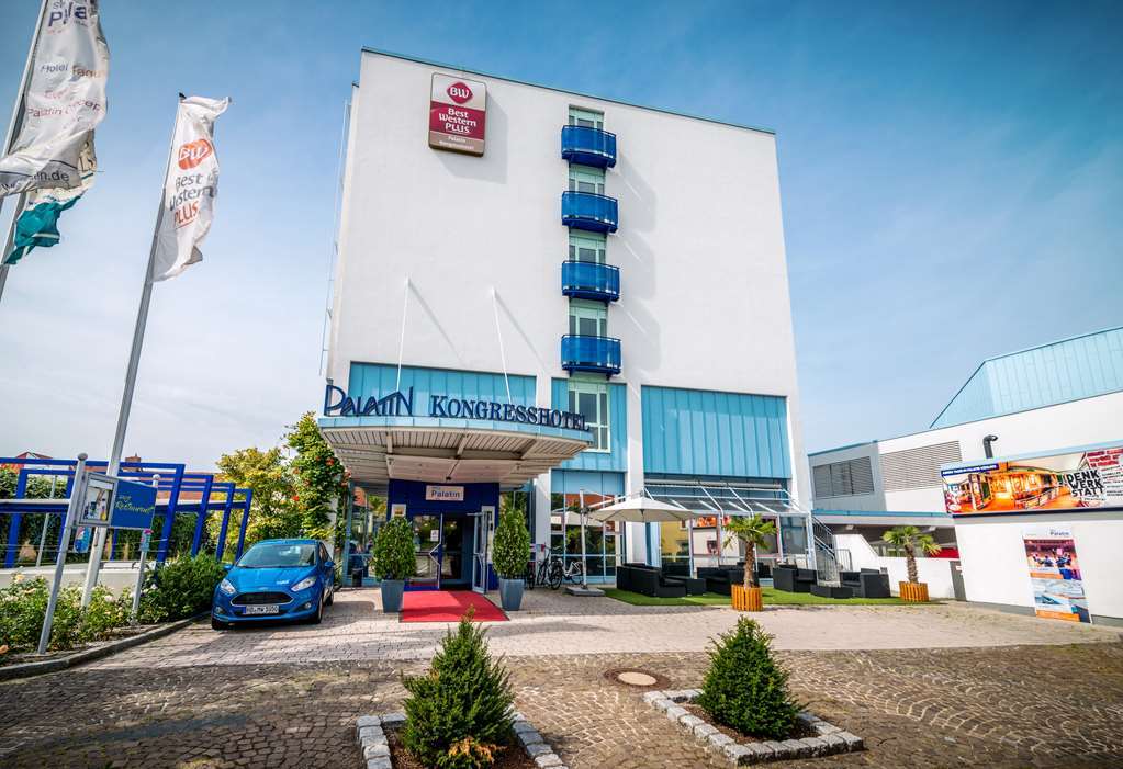 Best Western Plus Palatin Kongresshotel Вислох Екстериор снимка